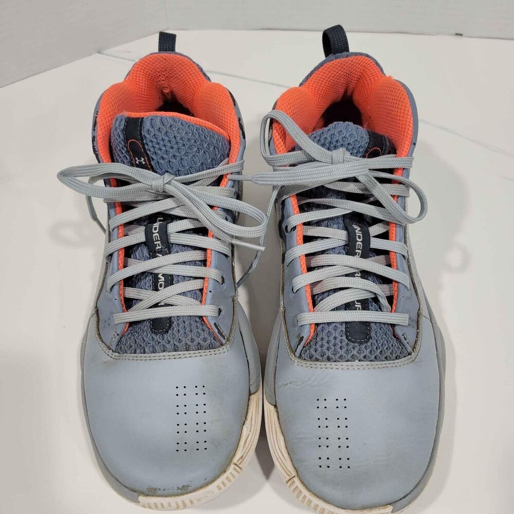 Mens Under armour 9.5 basketball sneakers